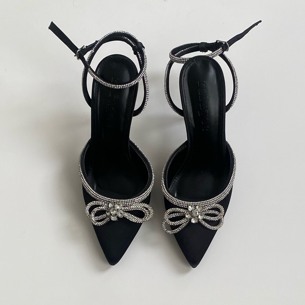 Black and Silver Pointed toe Bow Heels